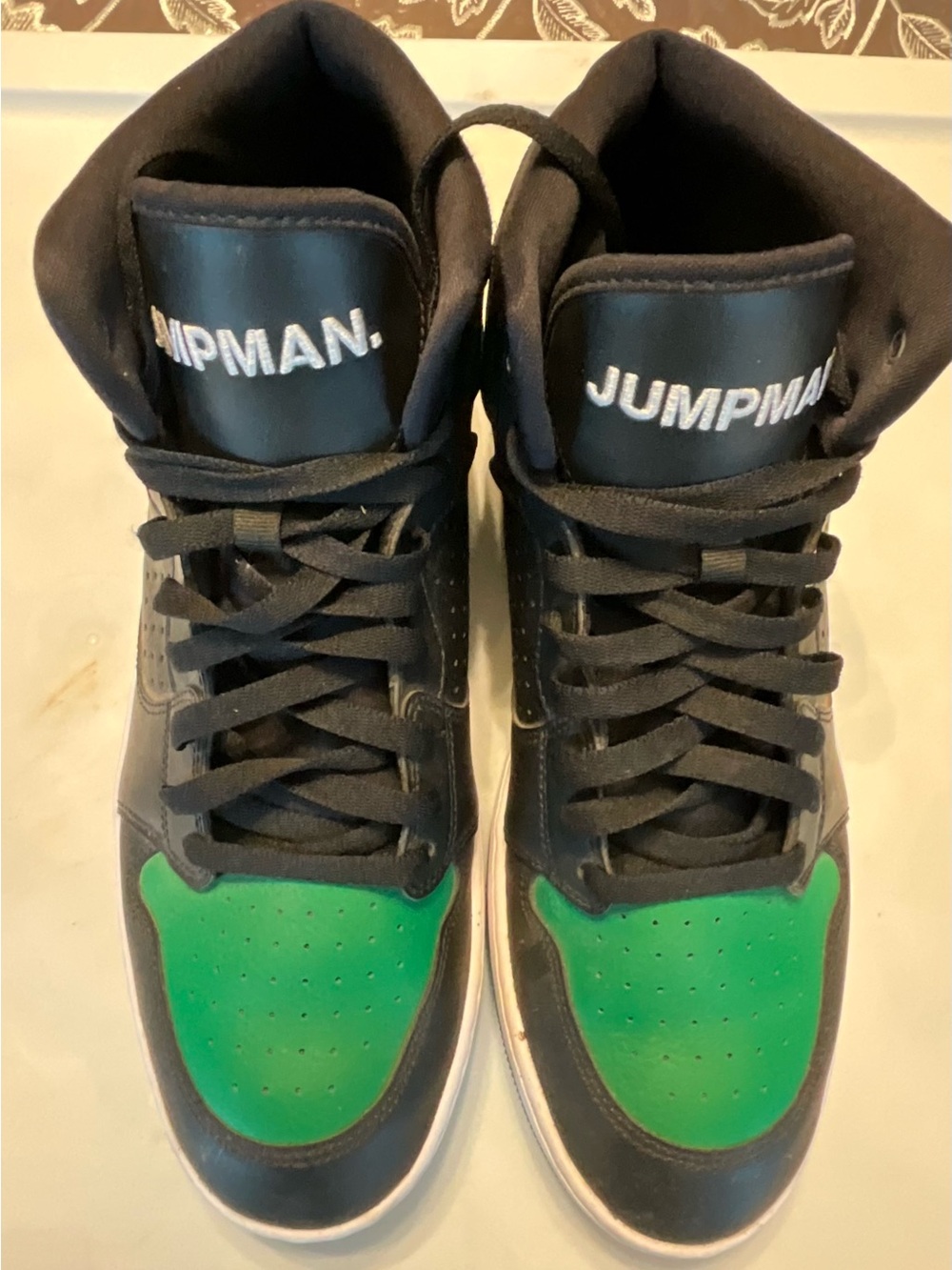 Jump Men's High-Top Sneakers in Black and Green